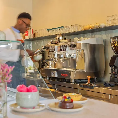 Ξενοδοχείο Wellclub Resort - Wellness & Seaview Suites