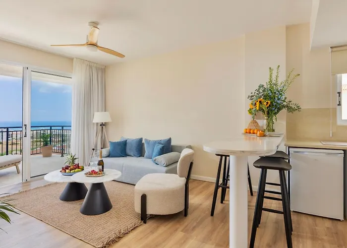 Wellclub Resort - Wellness & Seaview Suites