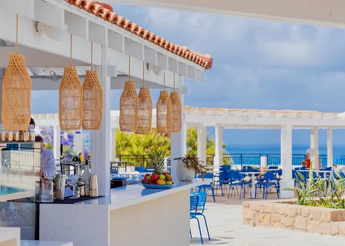 Wellclub Resort - Wellness & Seaview Suites 4*