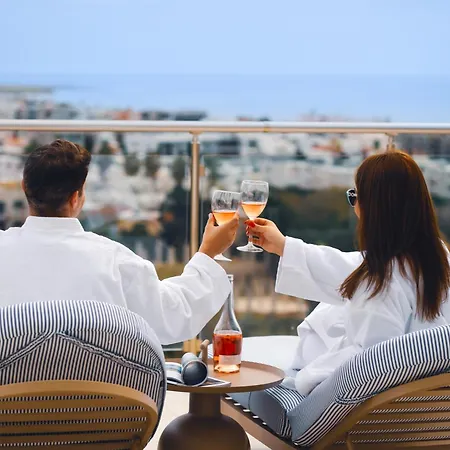 Hotel Wellclub - Family Suites & Wellness Paphos