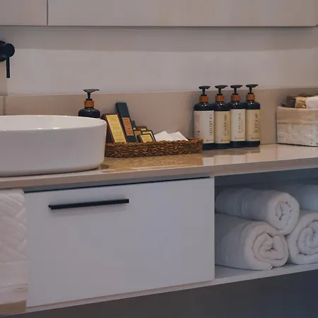 Wellclub - Family Suites & Wellness 4* Paphos