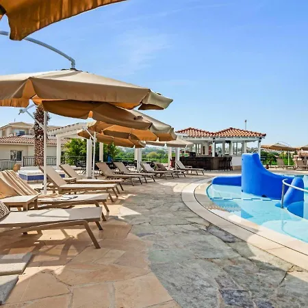 Wellclub - Family Suites & Wellness 4*