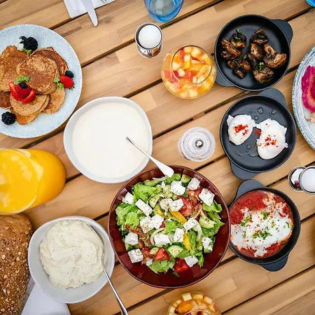 Ξενοδοχείο Wellclub - Family Wellness & Seaview Suites 4*