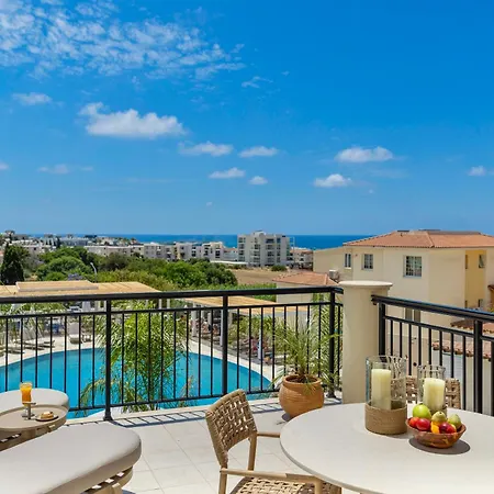 Wellclub - Family Wellness & Sea View Paphos