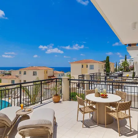 Ξενοδοχείο Wellclub - Family Wellness & Seaview Suites