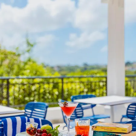 Wellclub - Family Wellness & Seaview Suites Ξενοδοχείο Πάφος