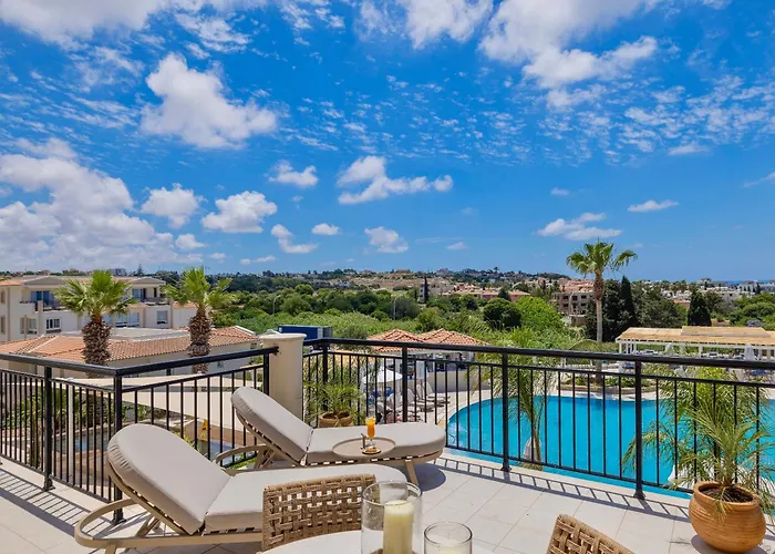 Hotel Wellclub - Family Wellness & Sea View Paphos