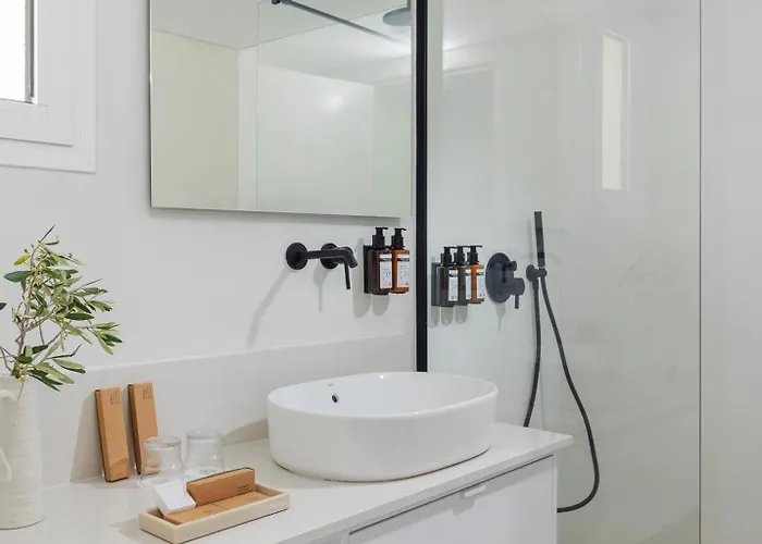 Wellclub - Family Wellness & Sea View Hotel Paphos