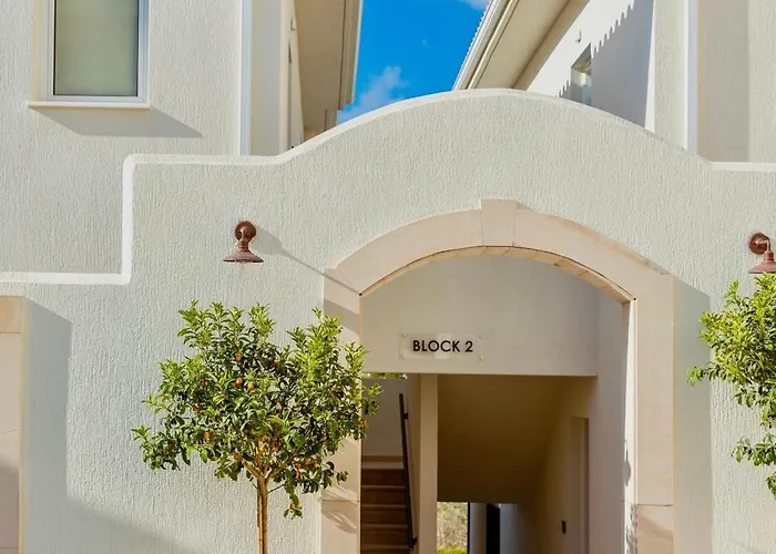 Wellclub - Family Wellness & Sea View Hotel