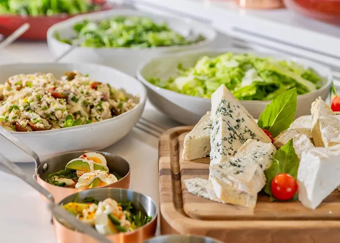 Wellclub - Family Wellness & Sea View Otel 4*