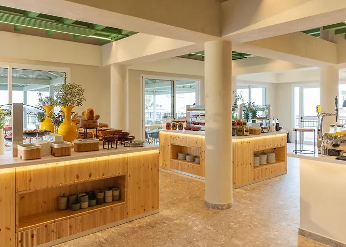 Wellclub Resort - Wellness & Seaview Suites Szálloda