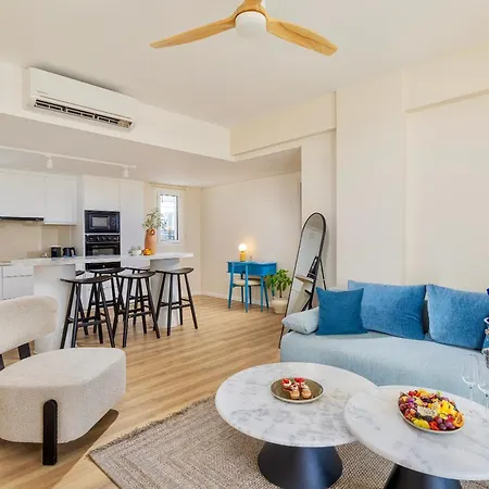 Hotel Wellclub - Family Wellness & Seaview Suites 4*