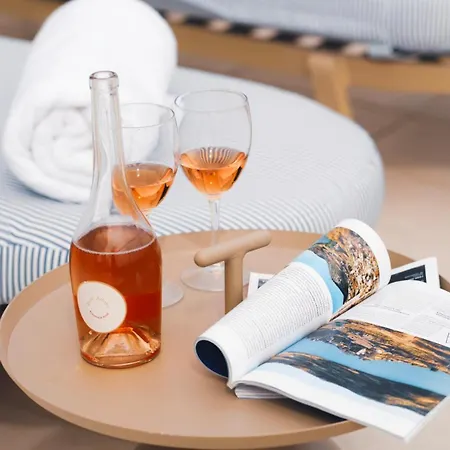 Wellclub - Family Suites & Wellness Otel Pafos