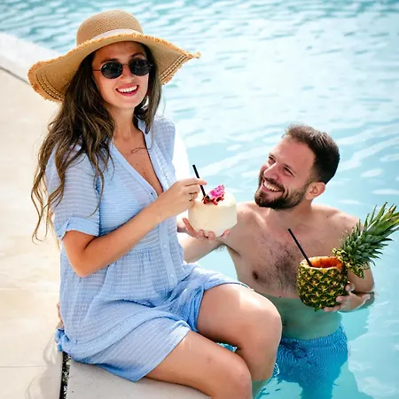 Wellclub - Family Wellness & Seaview Отель 4*