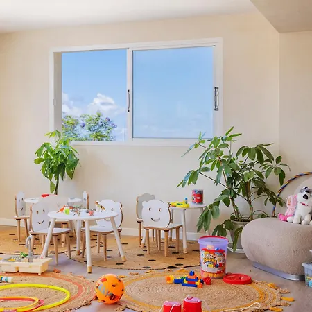 Wellclub - Family Wellness & Seaview Пафос