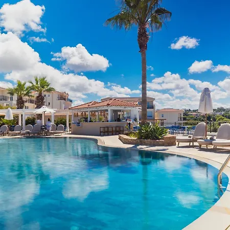 Wellclub - Family Wellness & Seaview Suites Hotel 4*