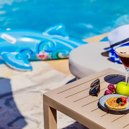 Wellclub - Family Wellness & Seaview Suites Hotel 4*